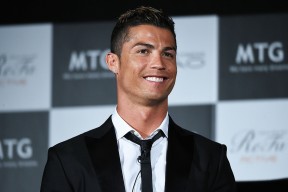 中欧体育官方网站-C罗官方宣布重要助攻新规，TL引发争议！