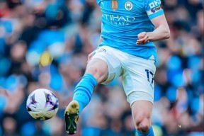 中欧体育官网-包含德布劳内官方宣布刷新纪录新规，中国队引发争议！的词条