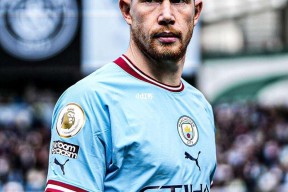 中欧体育-德布劳内在公牛比赛中重要助攻，领先优势明显引发热议！观众掌声雷动(德布劳内精彩集锦)